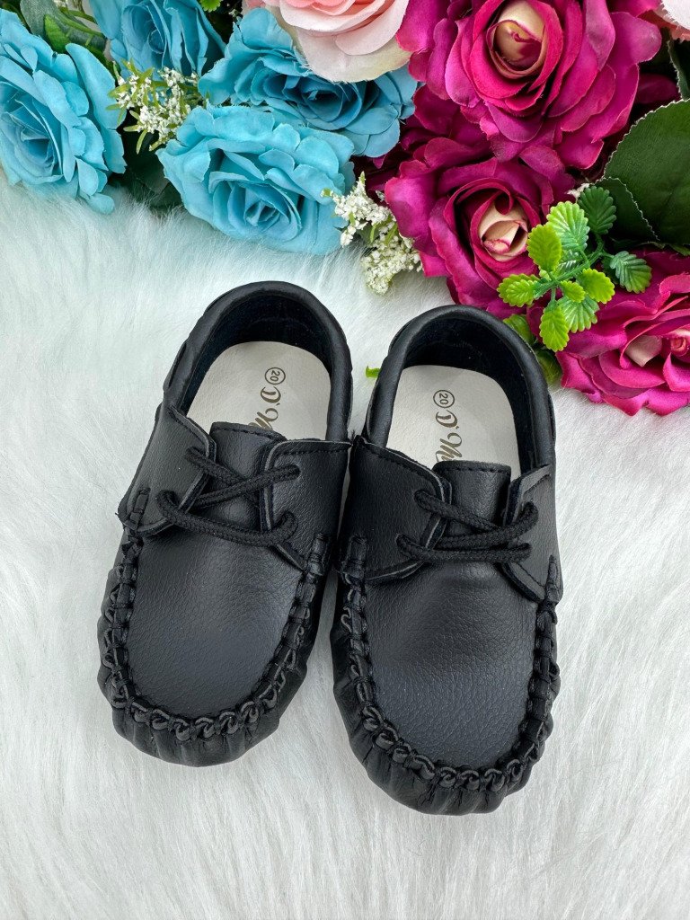 Calçado Mocassim D Milan Preto Cadarço